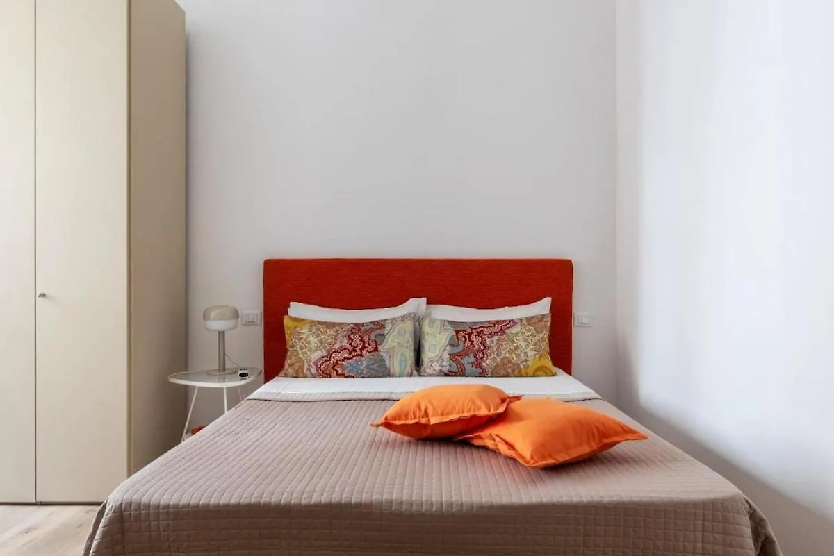Bright Apartment Acquario Romano 0*, Rome Italy